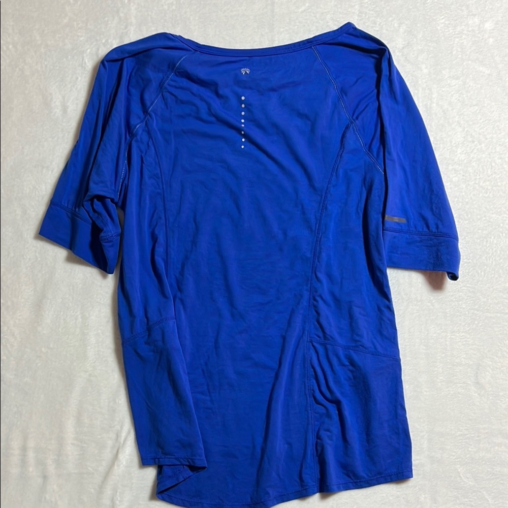 Tangerine Cobalt Blue Relaxed Short Sleeve Activewear Tee - Picture 7 of 8
